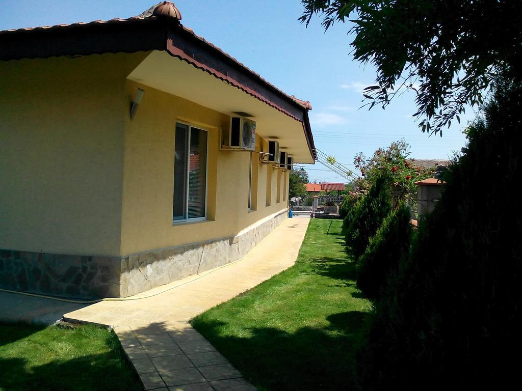Guesthouse Mirage Шабла Экстерьер фото